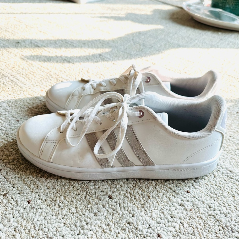 Adidas Ortholite Float Sneaker, white/gray stripes, women’s 11